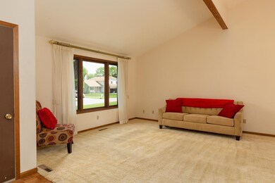 2816 W 3rd St, Cedar Falls, IA 50613 - photo 3