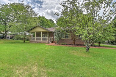 1735 Holston Dr-3