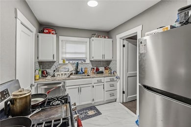 572 S Crescent Ave, Independence, MO 64053 - photo 6