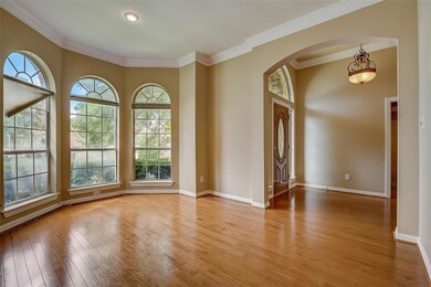 1009 Carousel Dr, Bedford, TX 76021 - photo 3