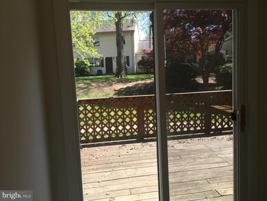 9745 Hagel Cir unit D, Lorton, VA 22079 - photo 7