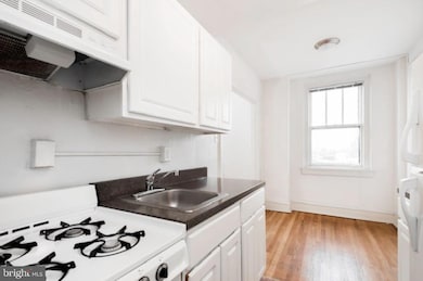 2100 02 Walnut St unit 6F, Philadelphia, PA 19103 - photo 3