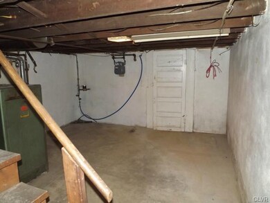 135 N Filbert St, Allentown, PA 18109 - photo 6