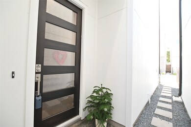 4512 Whitney Park Way, Houston, TX 77022 - photo 3