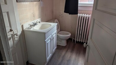 PXL_20251113_200952881