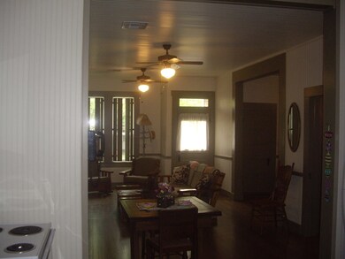 205 Shaw Ave, Fredericksburg, TX 78624 - photo 6