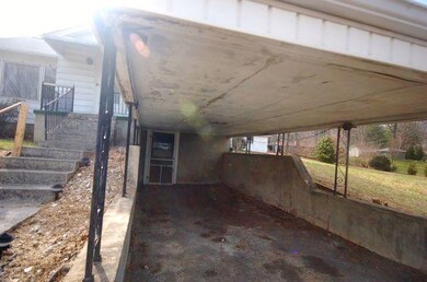 CARPORT