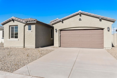 19028 W Rose Ln, Waddell, AZ 85355 - photo 2