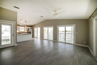 8601 E Bay Dr unit 1, Treasure Island, FL 33706 - photo 5