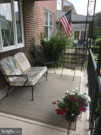 1215 Cobbs St, Drexel Hill, PA 19026 - photo 4