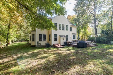 47 Fieldstone Ln, Saunderstown, RI 02874 - photo 3