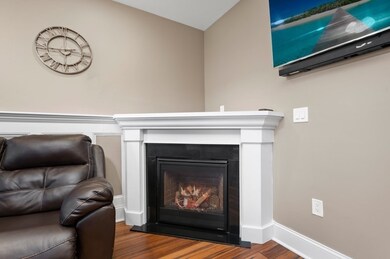 57 W 7th St unit 2, Boston, MA 02127 - photo 5