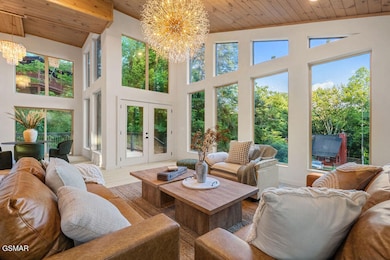 1019 Mountain View Dr, Sevierville, TN 37876 - photo 2