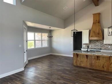 7312 Brogan Ct, Godley, TX 76044 - photo 4