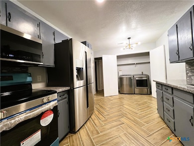 309 Erby Ave unit B, Copperas Cove, TX 76522 - photo 4