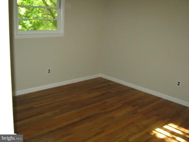 4300 Joplin Dr, Rockville, MD 20853 - photo 7