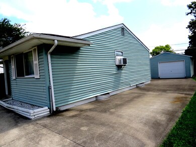 3873 Lexmont Rd S, Columbus, OH 43228 - photo 7