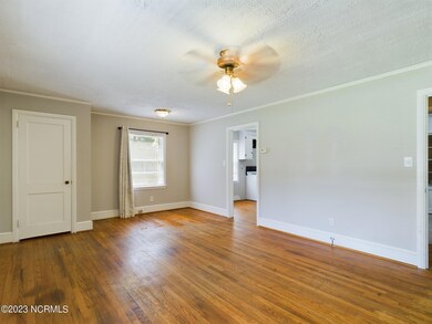 CAM01608G0-PR0035-STILL002