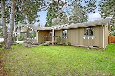 8825 SE 37th St, Mercer Island, WA 98040 - photo 2