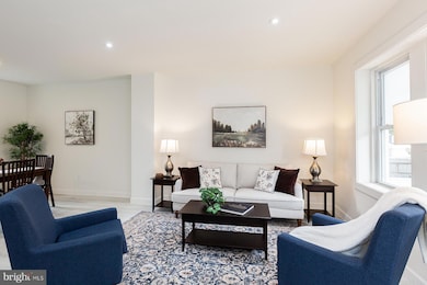 738 S Lime St, Lancaster, PA 17602 - photo 2