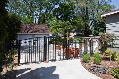 1339 Edith Ave NE, Grand Rapids, MI 49505 - photo 2