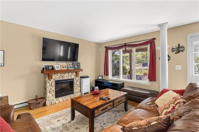 372 Chatham Cir unit 372, Warwick, RI 02886 - photo 7