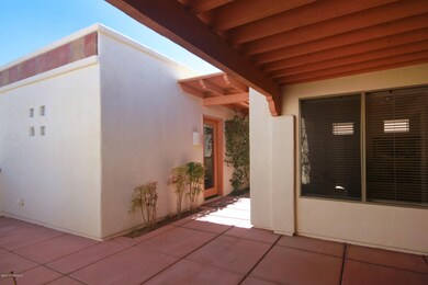382 S Via de Los Rosales, Tucson, AZ 85711 - photo 2