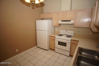 1606 Hartsdale Dr unit B, Horizon City, TX 79928 - photo 4
