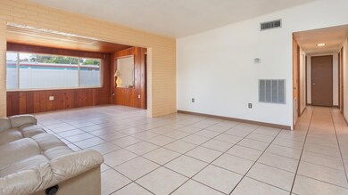 530 Capri Rd-13