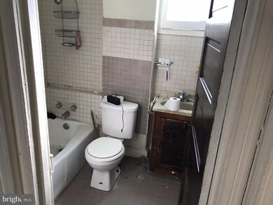 801 N Belnord Ave, Baltimore, MD 21205 - photo 4