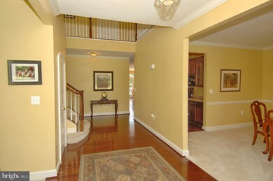 35484 Autumn Ridge Ct, Round Hill, VA 20141 - photo 3