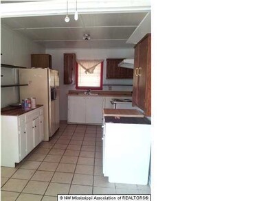 736 W South St, Hernando, MS 38632 - photo 2