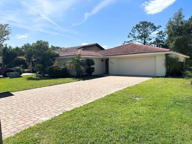 677 Augusta Rd, Winter Haven, FL 33884 - photo 2