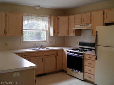 1940 Bluffview Dr SW, Byron Center, MI 49315 - photo 6