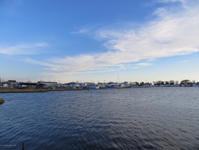 19 HIDDEN HARBOR 090