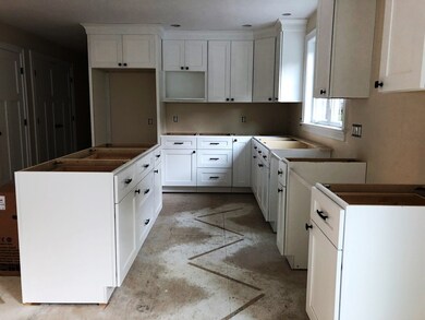 151 Walnut St, Shrewsbury, MA 01545 - photo 5