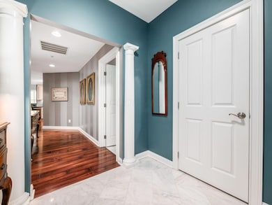 8144 Mount Air Place unit 8144, Columbus, OH 43235 - photo 2