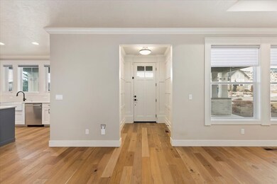 Front Entry/Foyer