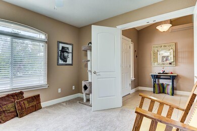2740GemstoneCourt_002