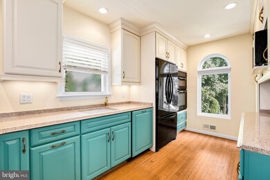 10603 Lexington St, Kensington, MD 20895 - photo 7