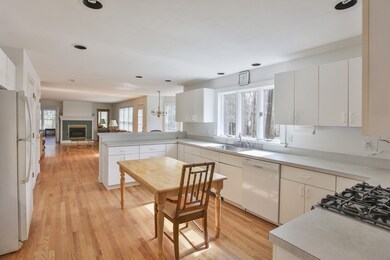 31 Gale Rd, Hampton, NH 03842 - photo 6