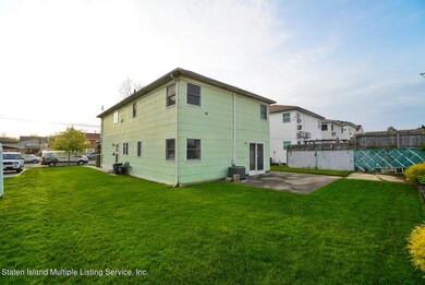 75 Cambridge Ave, Staten Island, NY 10314 - photo 2