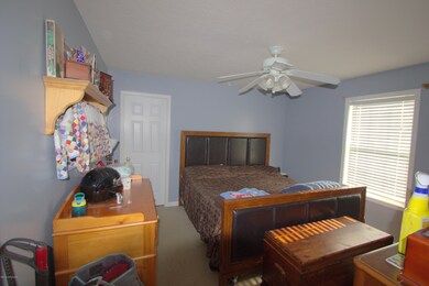 180 Farmview Dr, Mount Washington, KY 40047 - photo 7