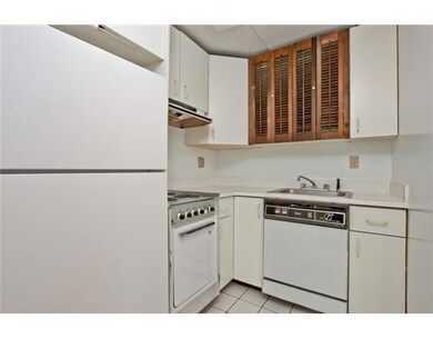 367 Benefit St unit one, Providence, RI 02903 - photo 7