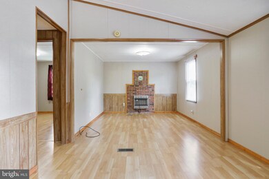 6221 Short St, Mount Jackson, VA 22842 - photo 4