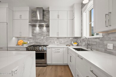 71 Havemeyer Place unit 303 N, Greenwich, CT 06830 - photo 7