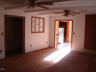 2 Living Room
