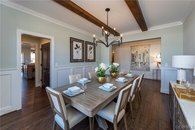 Photos of a Hartford II model home in another Eagl