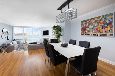 14 Constellation Wharf unit 14, Boston, MA 02129 - photo 4