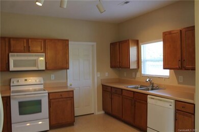 Large wrap around kitchen with under cabinet light